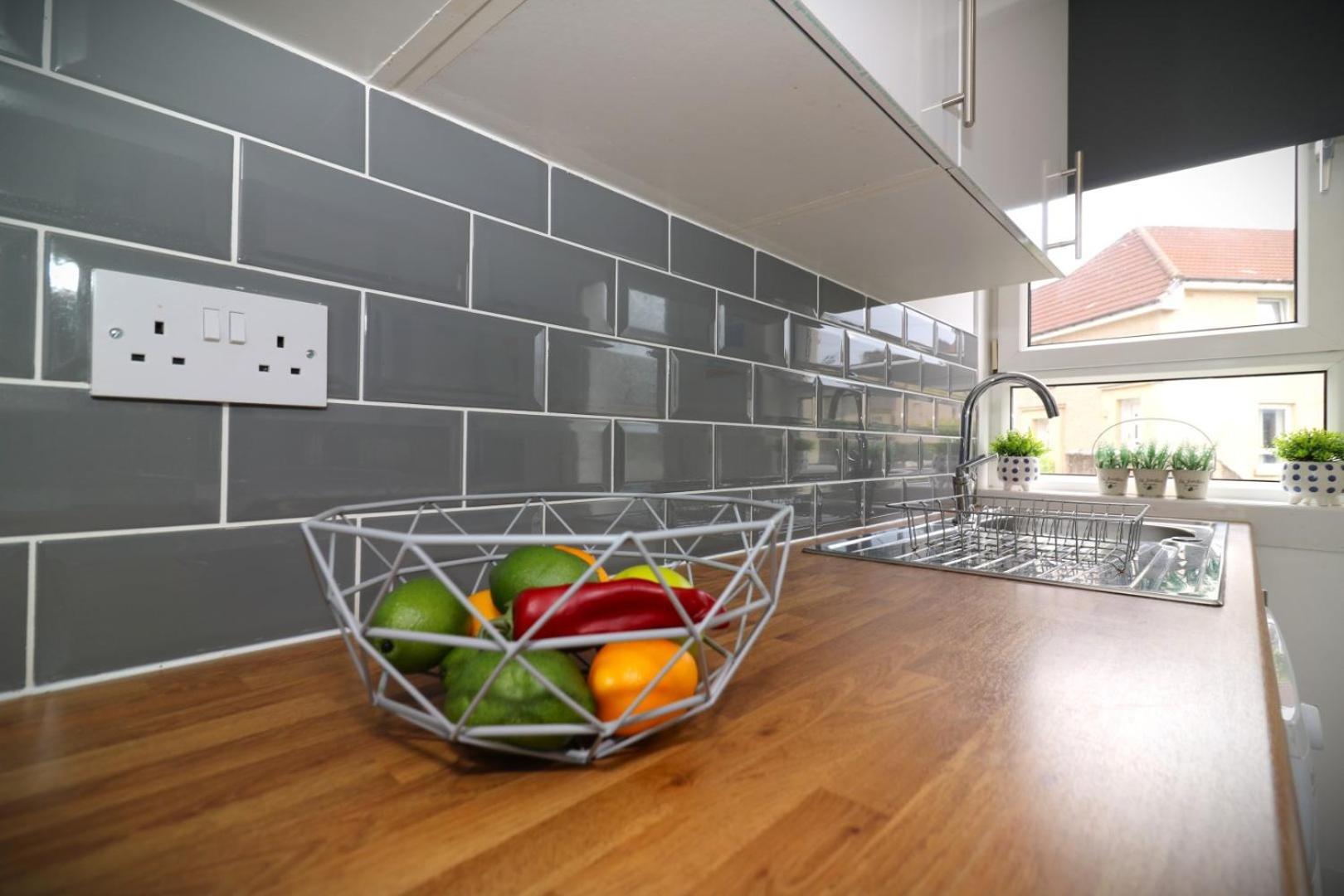 Signature - Gartlea House Apartman Airdrie Kültér fotó