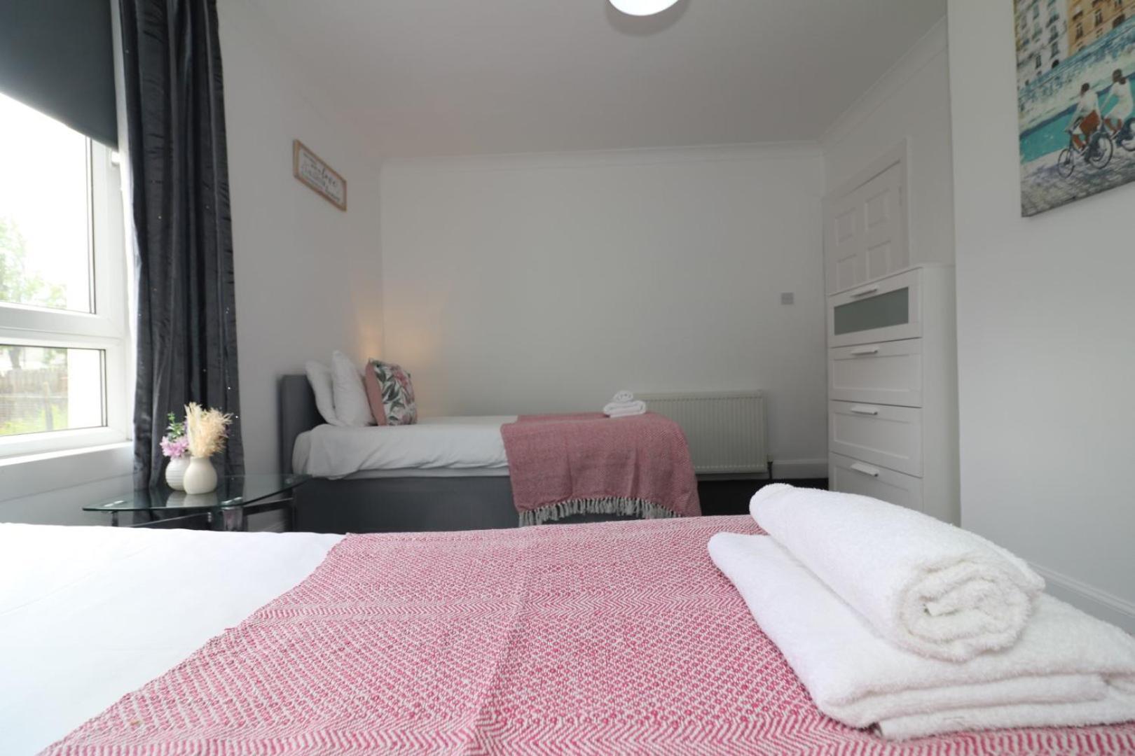 Signature - Gartlea House Apartman Airdrie Kültér fotó